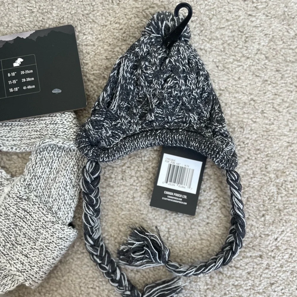 Canada Pooch Scarf & Hat - Picture 7 of 8